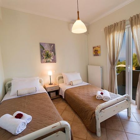 Villa Marilia ซูกาเลดส์ ภายนอก รูปภาพ