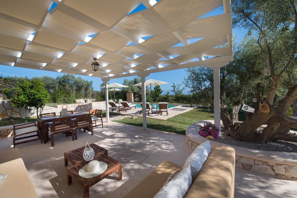 Villa Marilia ซูกาเลดส์ ภายนอก รูปภาพ