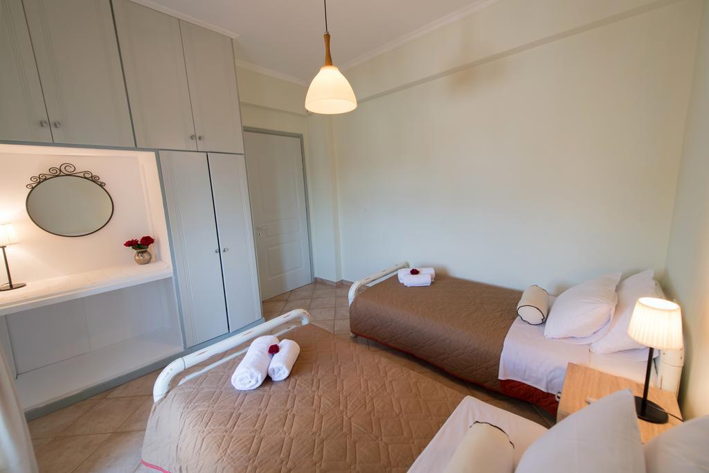 Villa Marilia ซูกาเลดส์ ภายนอก รูปภาพ
