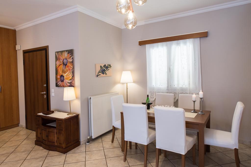 Villa Marilia ซูกาเลดส์ ภายนอก รูปภาพ
