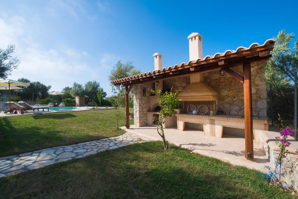 Villa Marilia ซูกาเลดส์ ภายนอก รูปภาพ