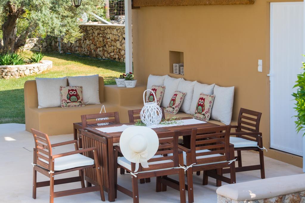 Villa Marilia ซูกาเลดส์ ภายนอก รูปภาพ