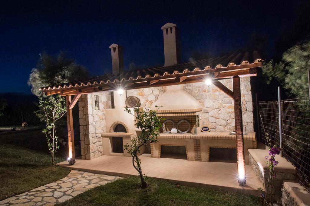 Villa Marilia ซูกาเลดส์ ภายนอก รูปภาพ