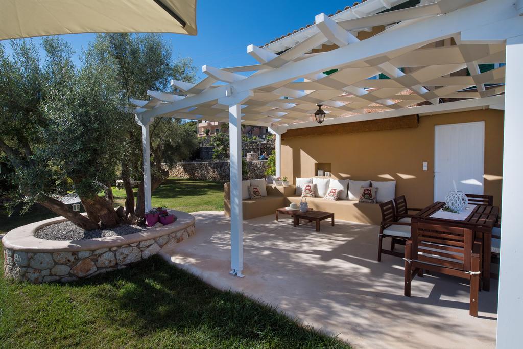 Villa Marilia ซูกาเลดส์ ภายนอก รูปภาพ